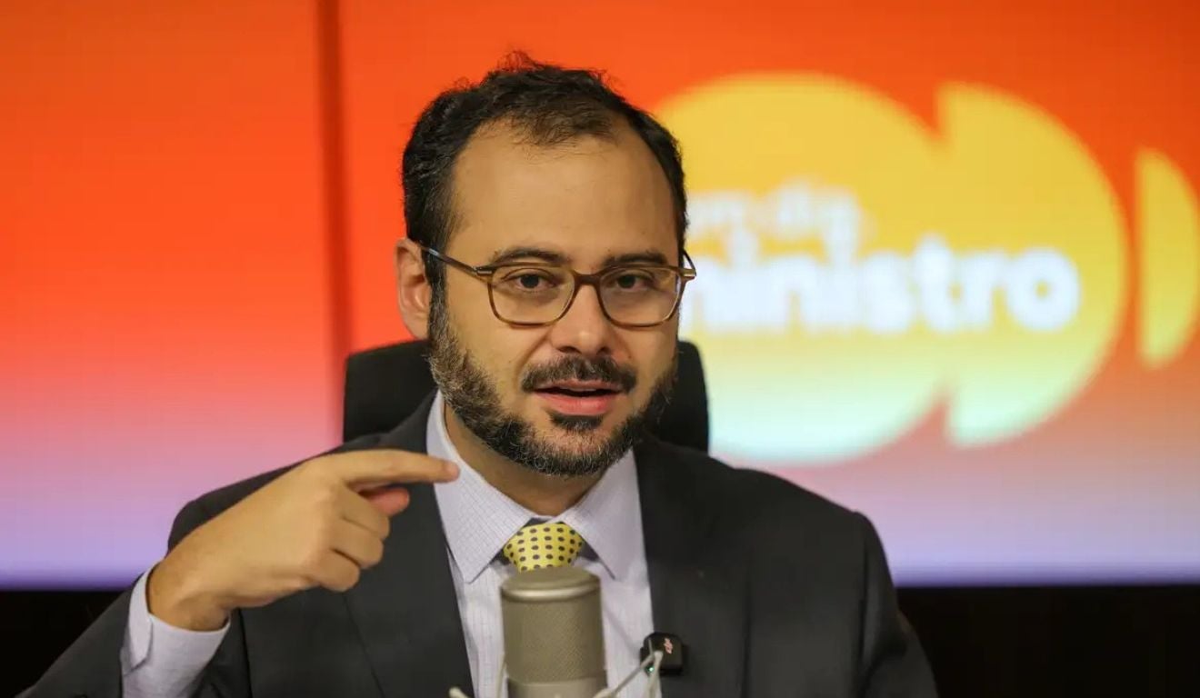 Panorama: Perdão das dívidas de MEIs é medida fiscal “necessária”, diz ministro