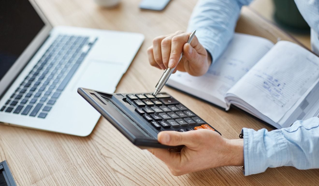 calculadora mostra quanto pode custar a redução da jornada de trabalho — Fim da escala 6×1